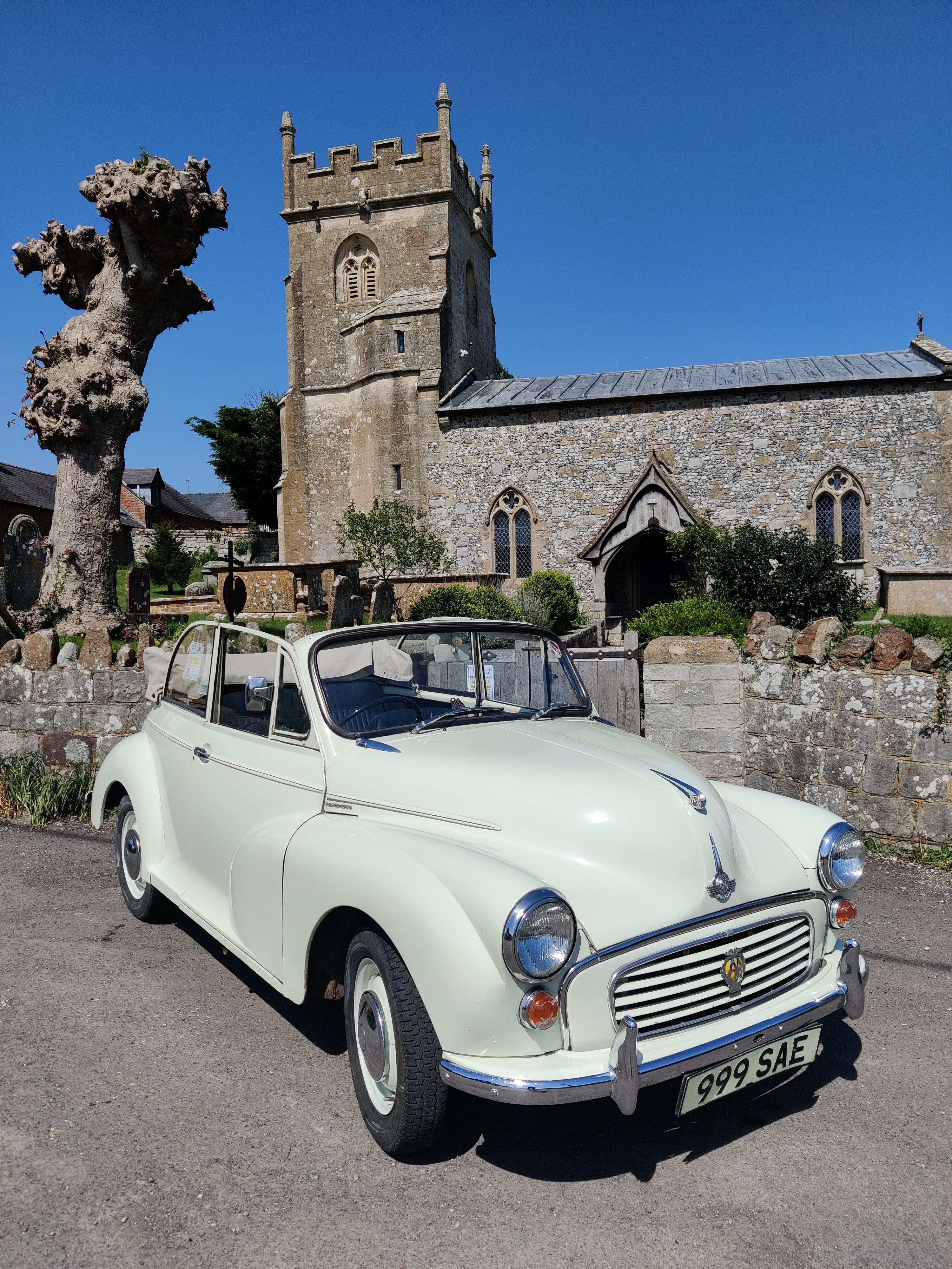 Annie the Morris Minor